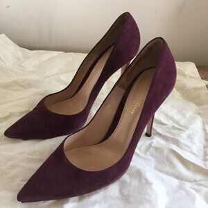Gianvito Rossi Burgundy Suede Pumps ASO KATE MIDDLETON